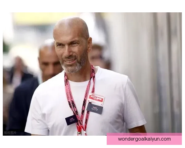 齐达内欧洲杯表现值得关注，展示出其卓越的技术与战术智慧。