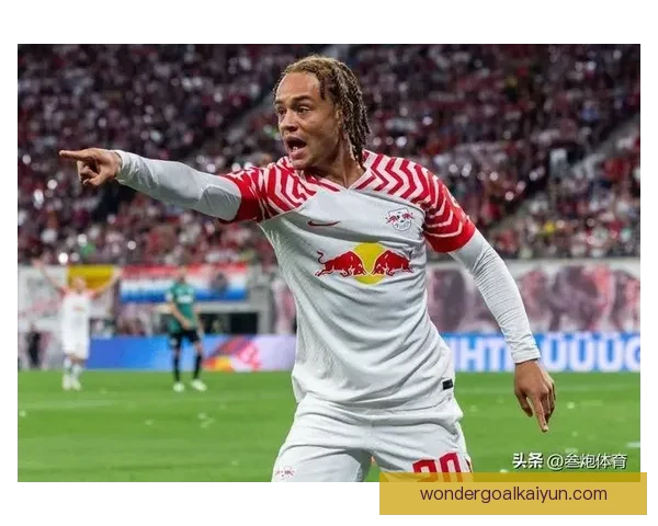 哈维·西蒙斯薪资合同细节曝光，稳定表现引发关注与期待